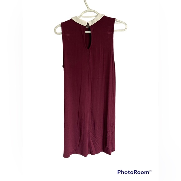 Red Dress - Picture 3 of 3